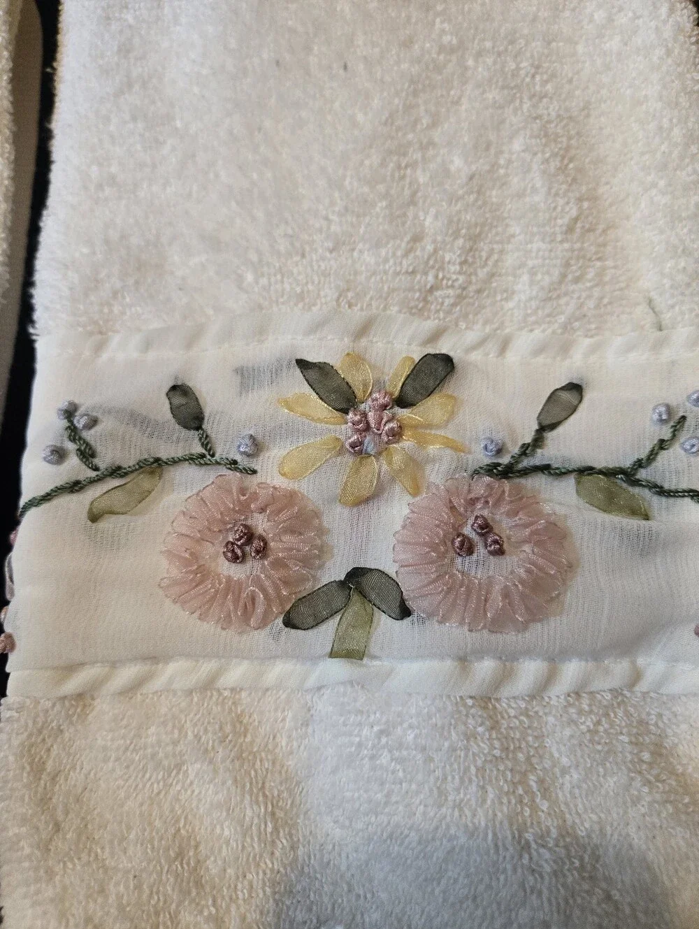 1888 Mills Set of 2 Embroidered Floral Hand Towels White Pink Yellow 100% Cotton